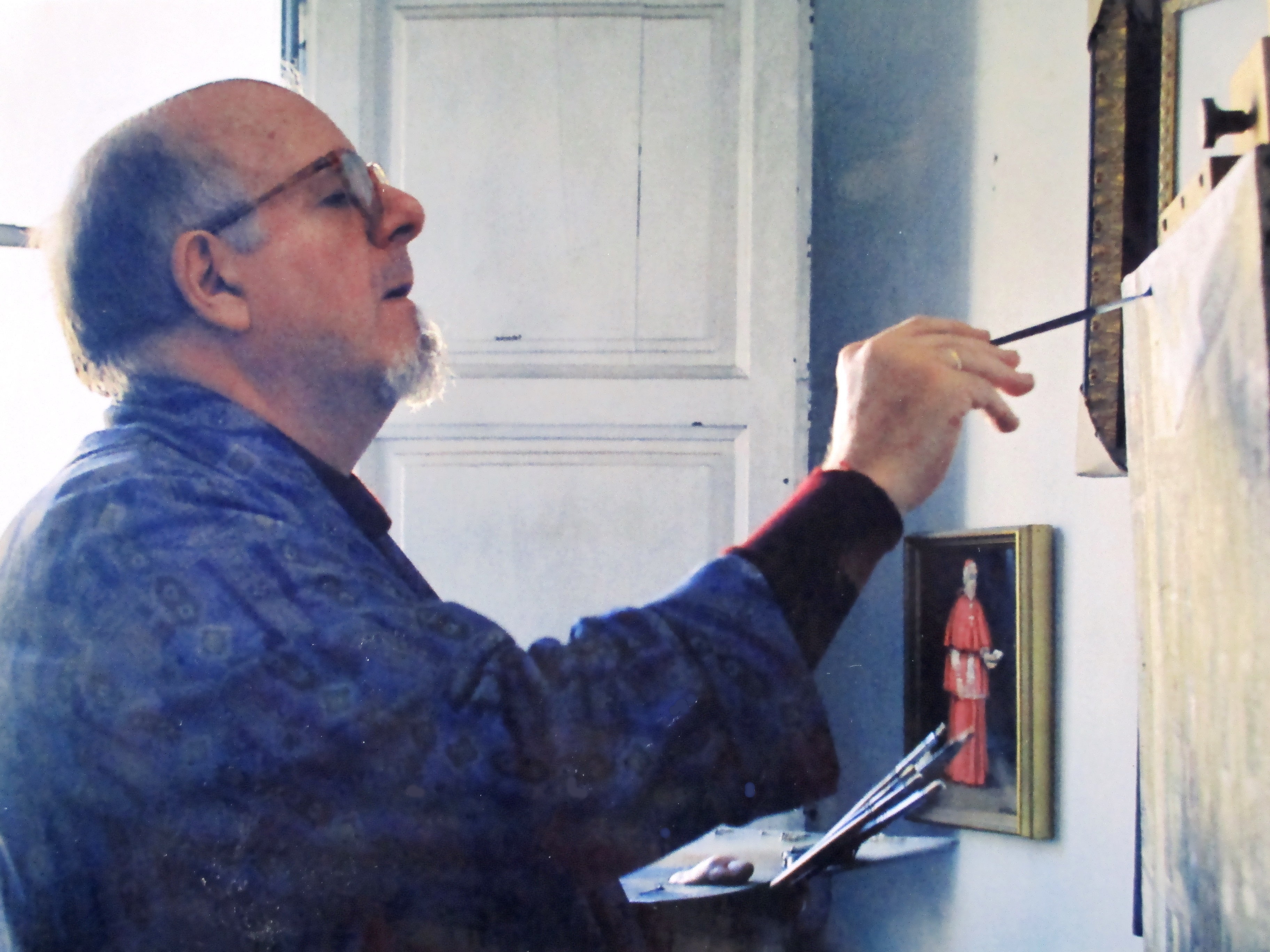 Pintando en su estudio de Zaragoza.1998